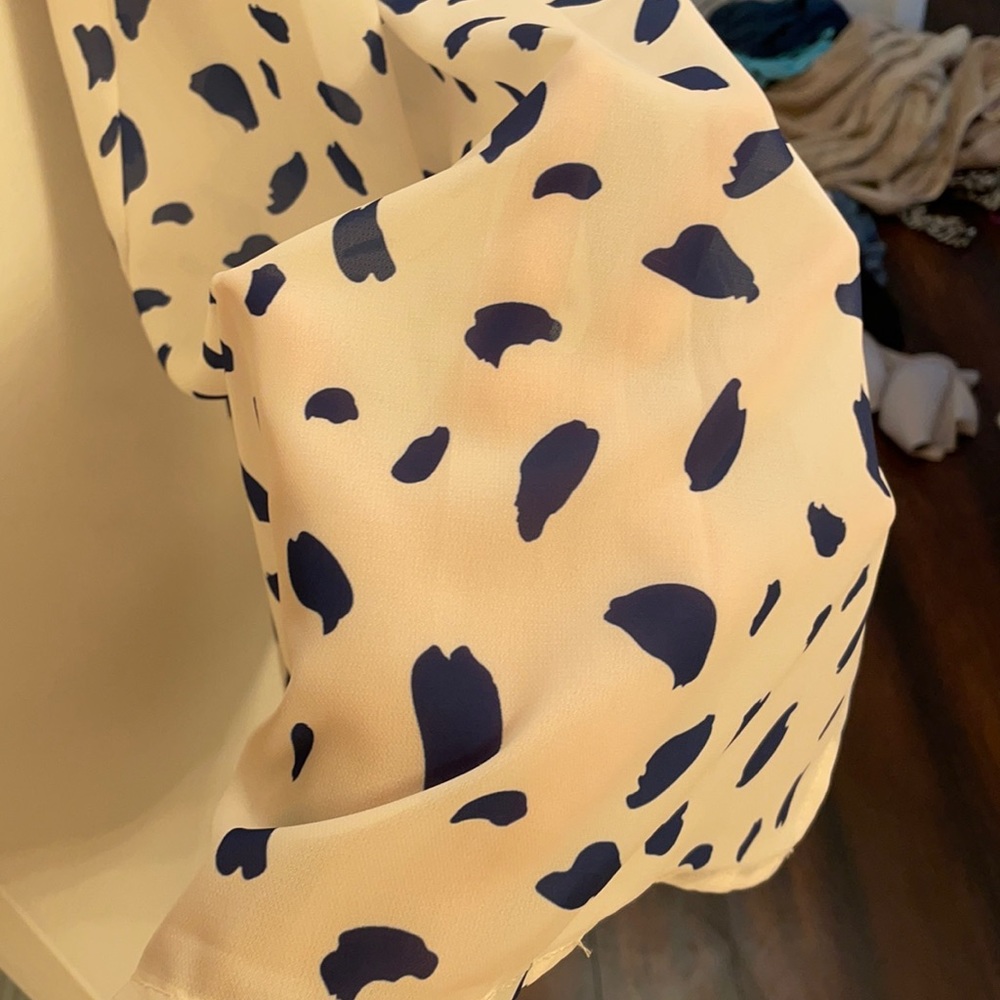SUPER CUTE White and Blue print midi dress